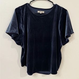 Madewell velvet top 🤍